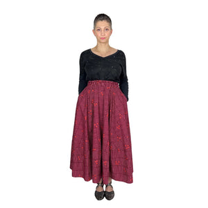 ziggy skirt sewing pattern by dhurata davies, front view with hands in pockets, nerida hansen poplin fabric