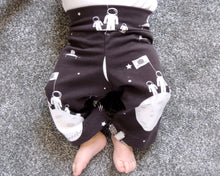 Load image into Gallery viewer, Roo Top and Marley Bottoms, printed sewing pattern for babies and toddlers, 0 - 24 month old